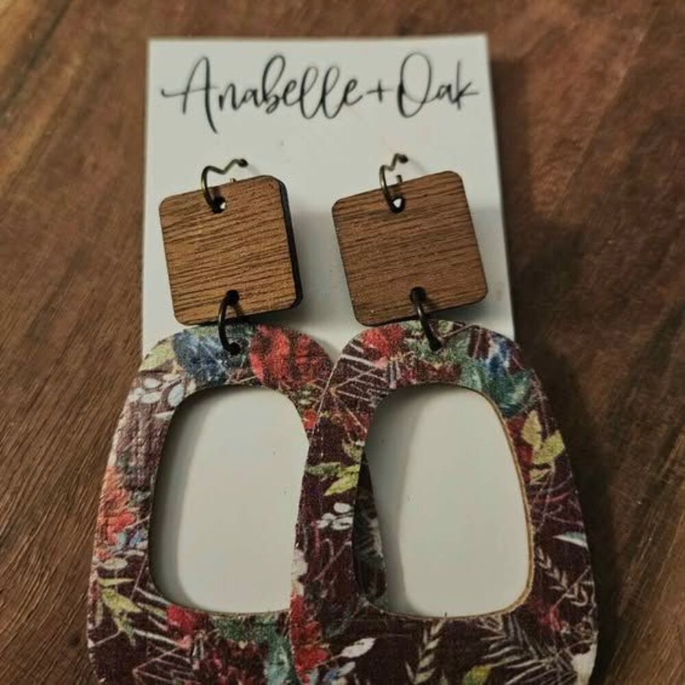 Annabelle + Oak Burgundy Floral Wood & Leather Statement Earrings – New